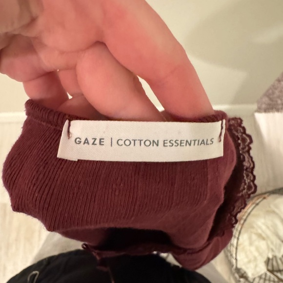 Gaze Cotten Essentials Size Small Maroon - Picture 2 of 3